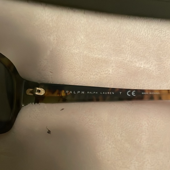 Ralph Ralph Lauren RA 5122 954/13 brown tortoise sunglasses with black hard case - Picture 8 of 13